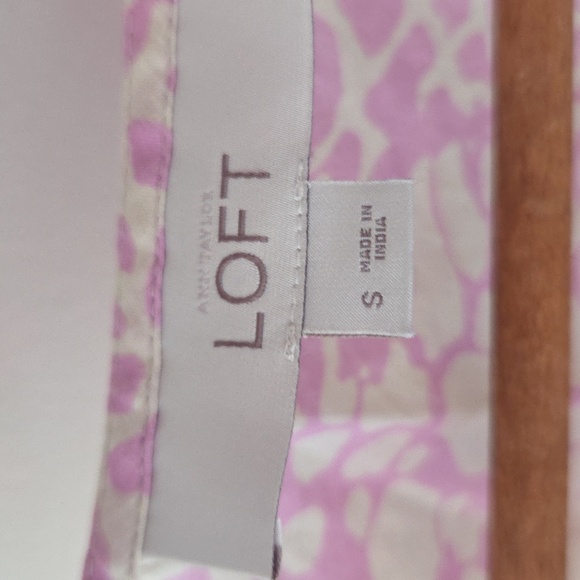 LOFT Purple Patterned Ruffle Blouse - Picture 3 of 5